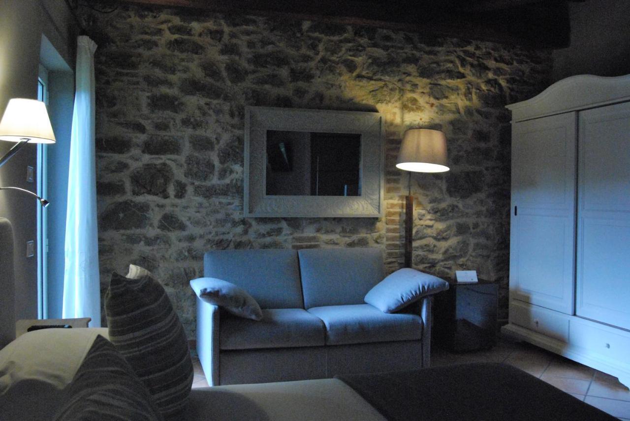 Il Daino Bianco Country Hotel มันชาโน ภายนอก รูปภาพ
