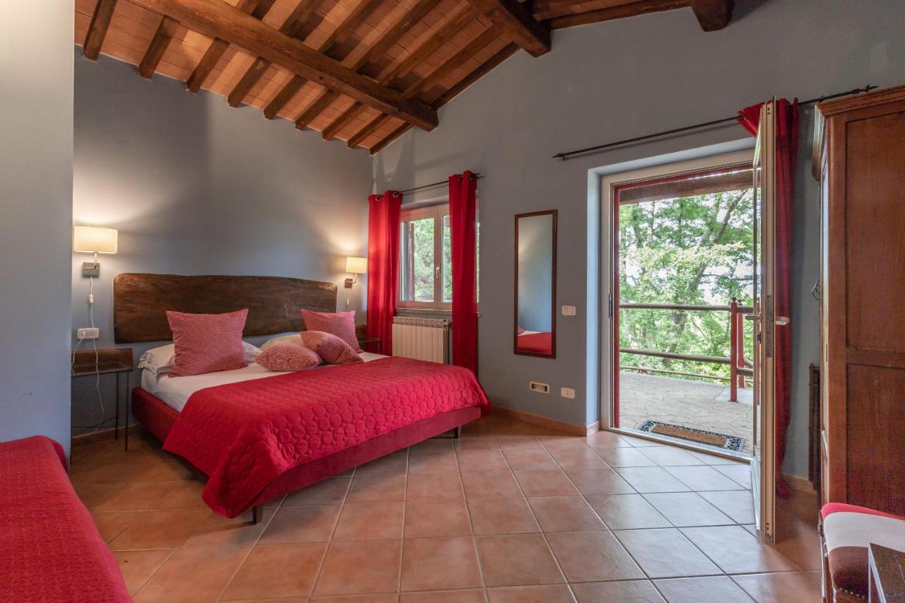 Il Daino Bianco Country Hotel มันชาโน ภายนอก รูปภาพ